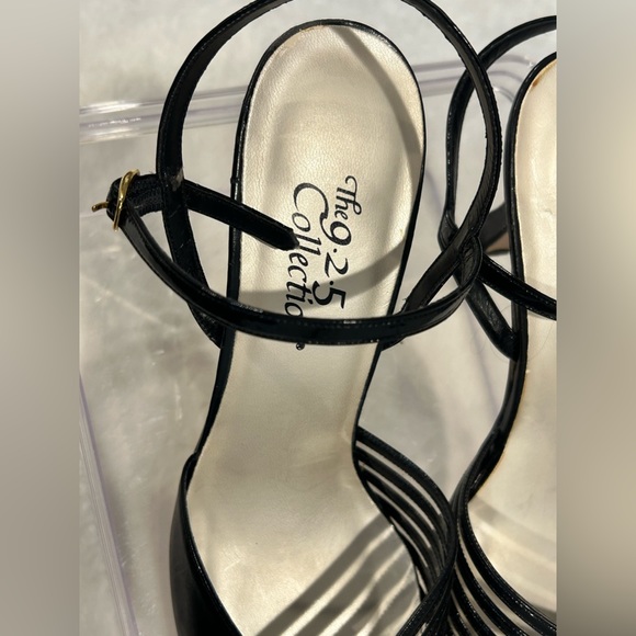 The 9.2.5 Collection black heels with ankle straps. Size 8 1/2 Wide - Picture 6 of 10